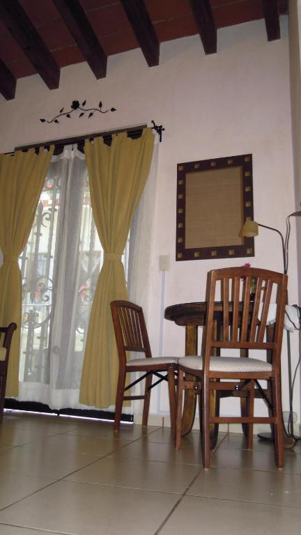 La Casa Del Laurel Hotel Taxco de Alarcon Ruang foto
