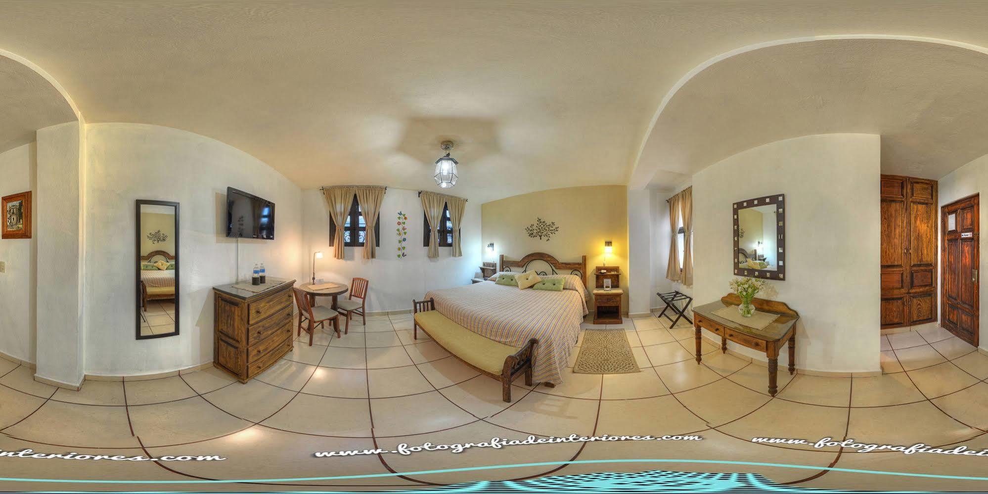 La Casa Del Laurel Hotel Taxco de Alarcon Bagian luar foto