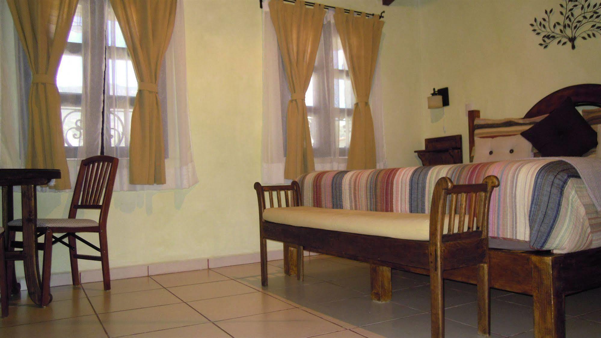 La Casa Del Laurel Hotel Taxco de Alarcon Bagian luar foto