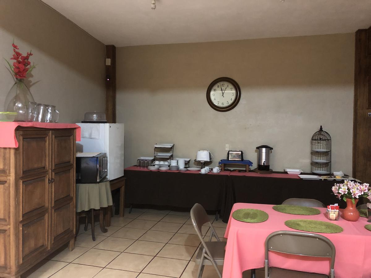 La Casa Del Laurel Hotel Taxco de Alarcon Bagian luar foto